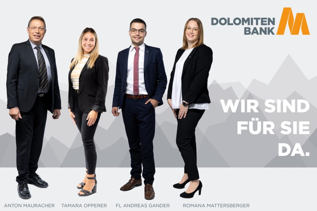 Das Team der Dolomitenbank in Matrei in Osttirol.